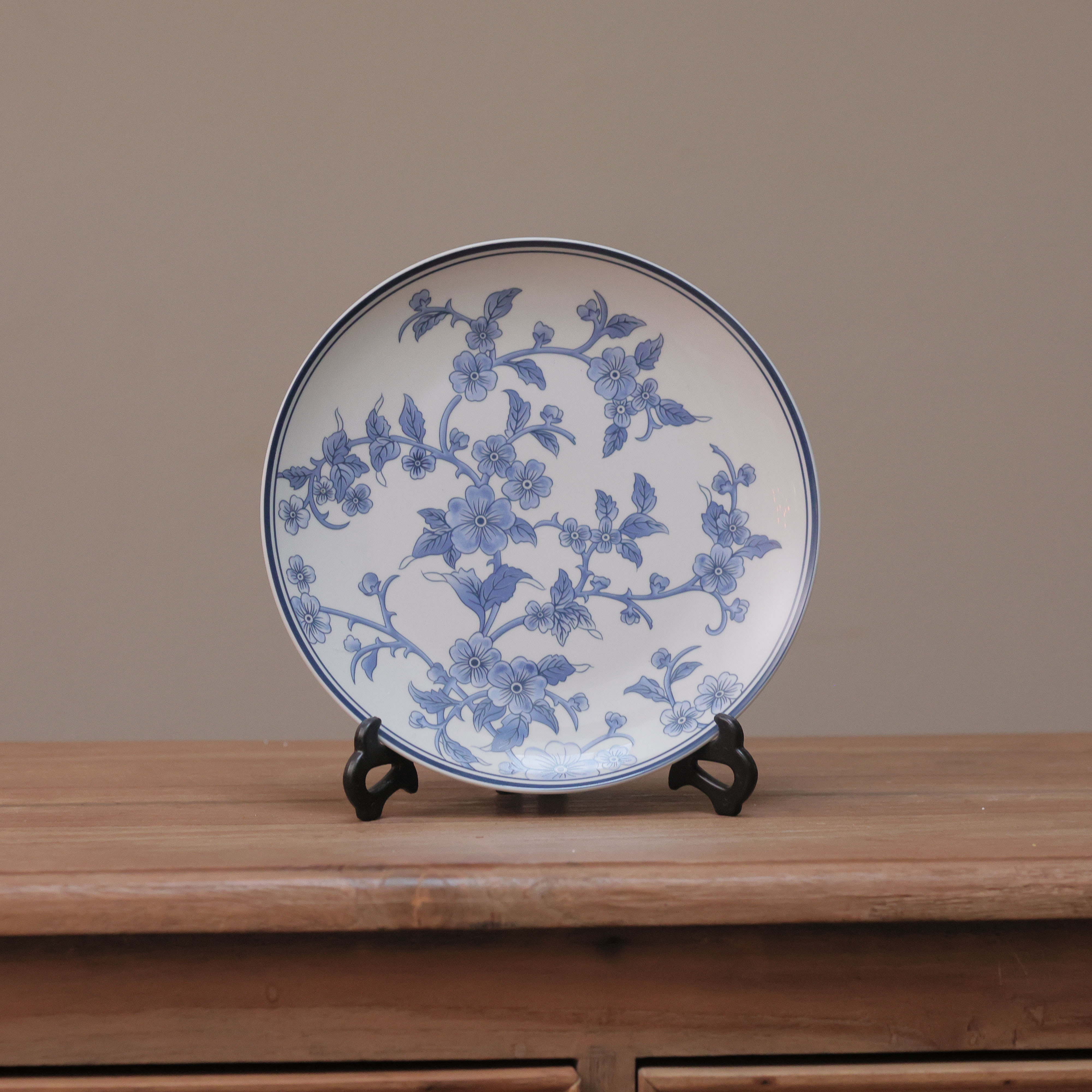 Barn's Trinket Plate