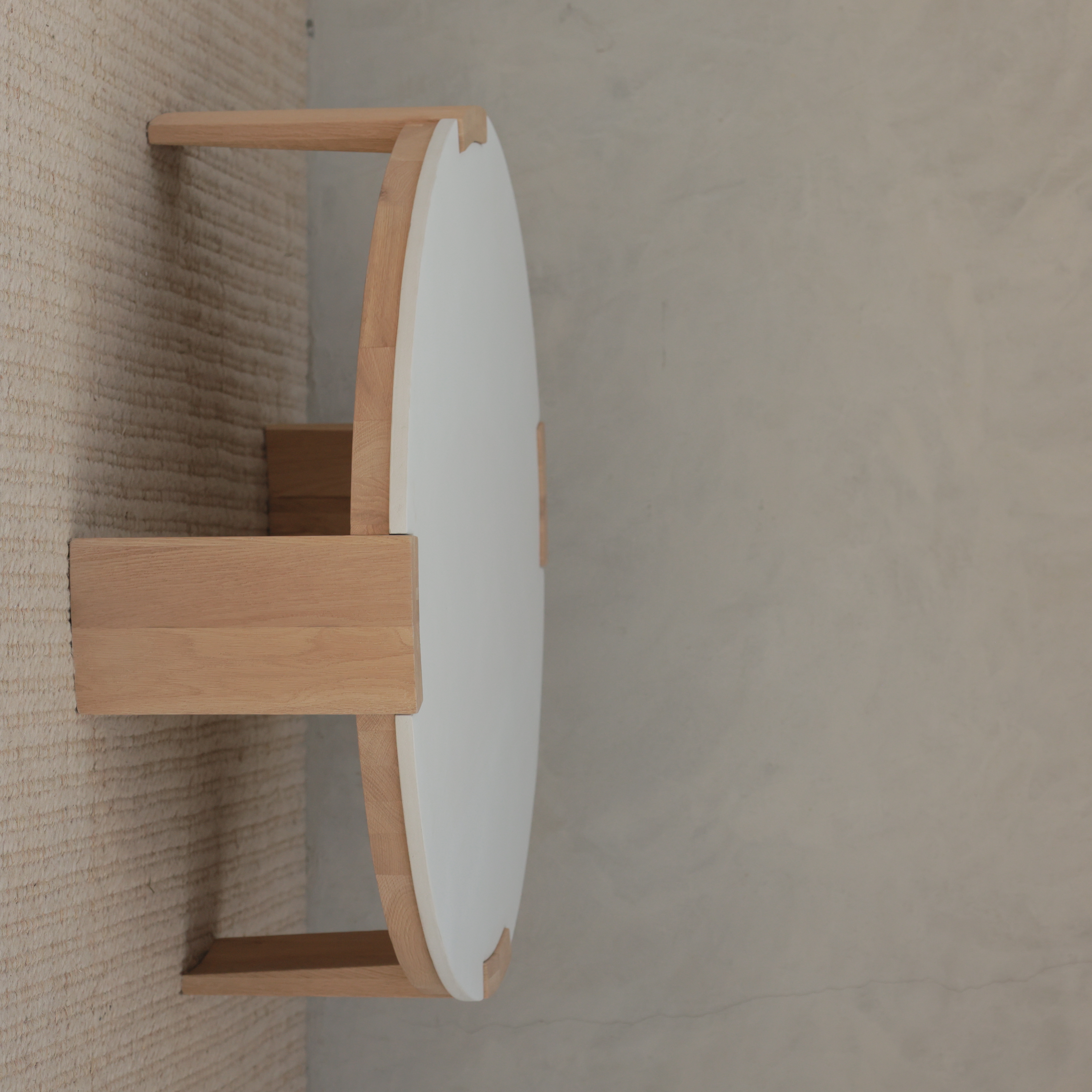 SEATED COFFEE TABLE