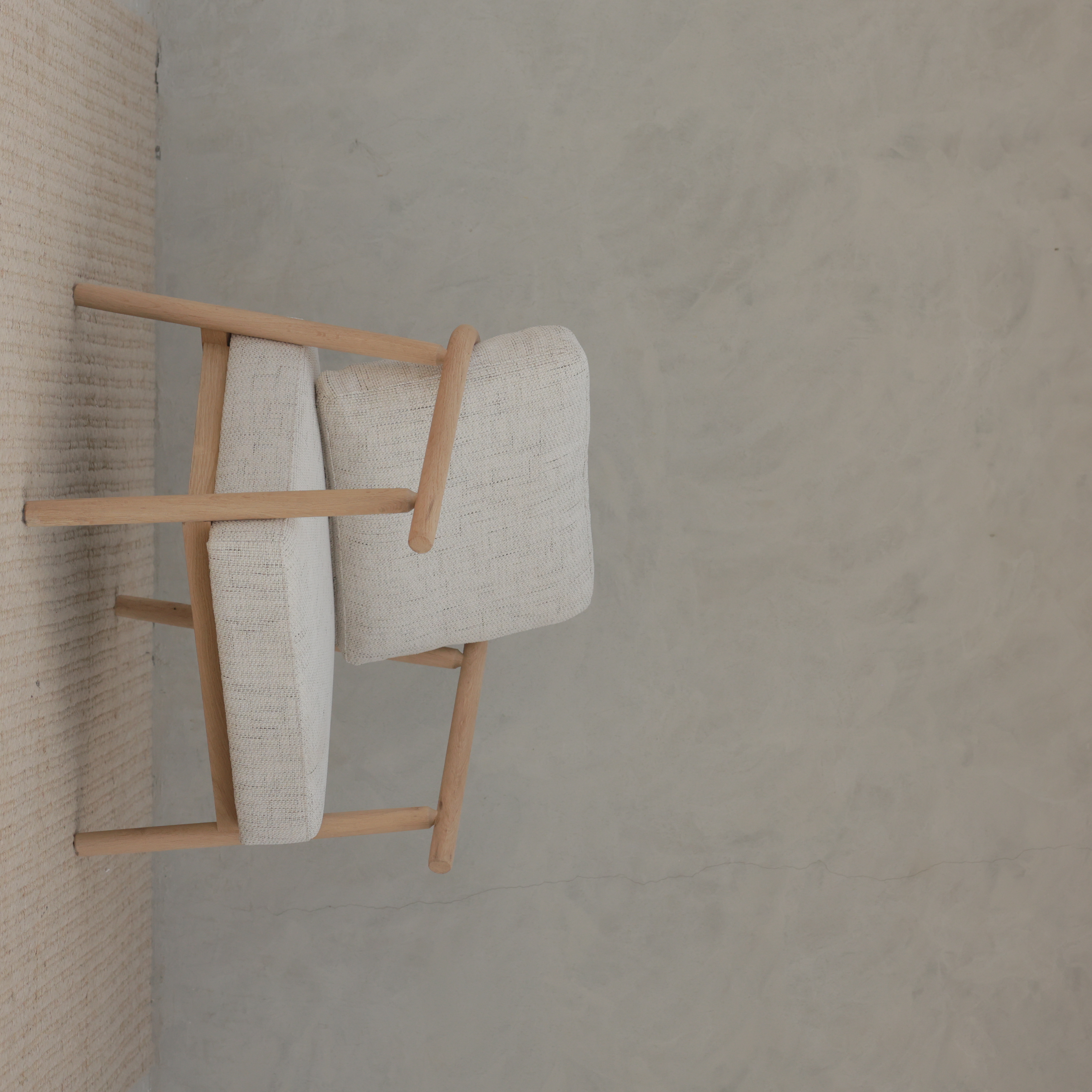 Cloud Armrest Chair