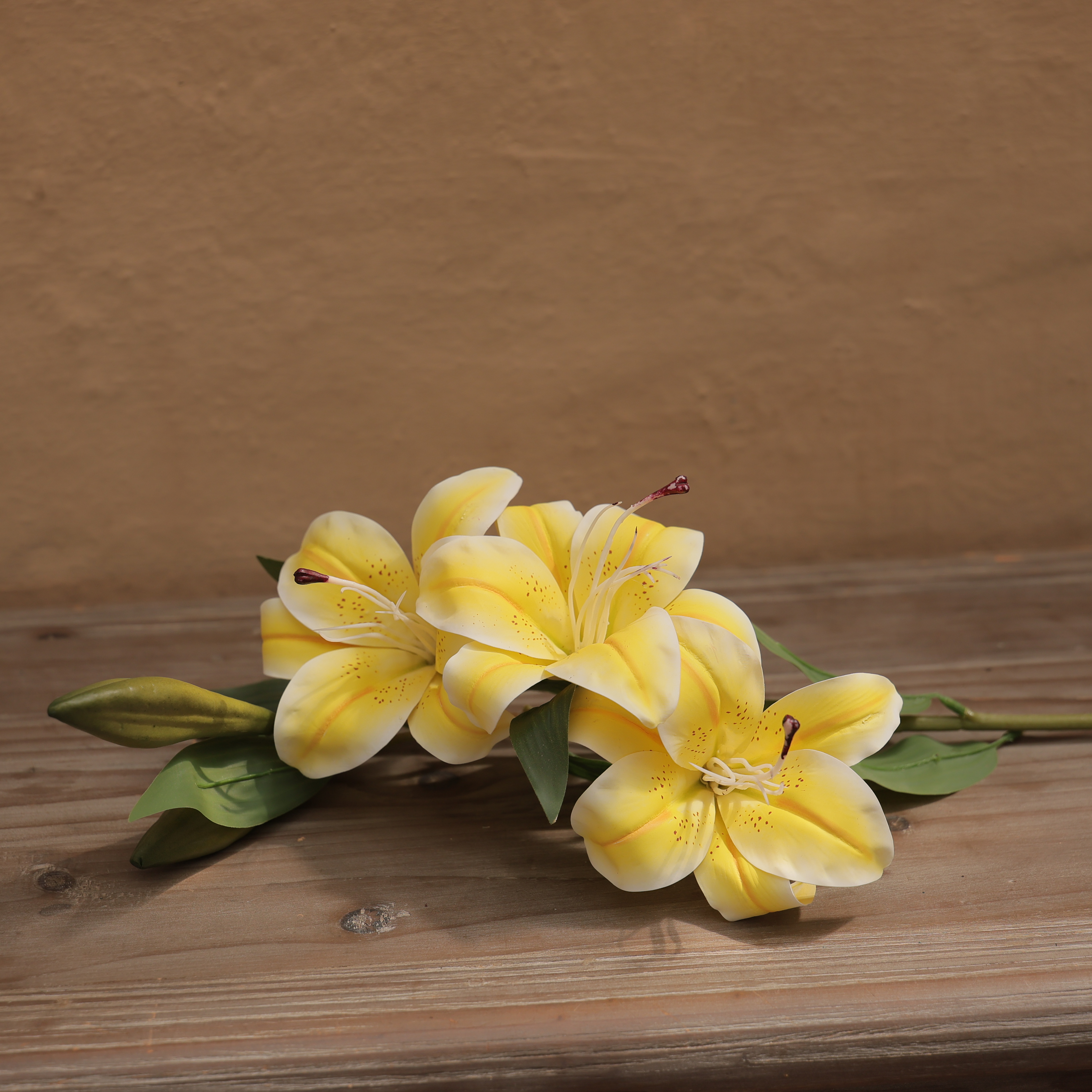 CLASSIC LILLY STEM - YELLOW