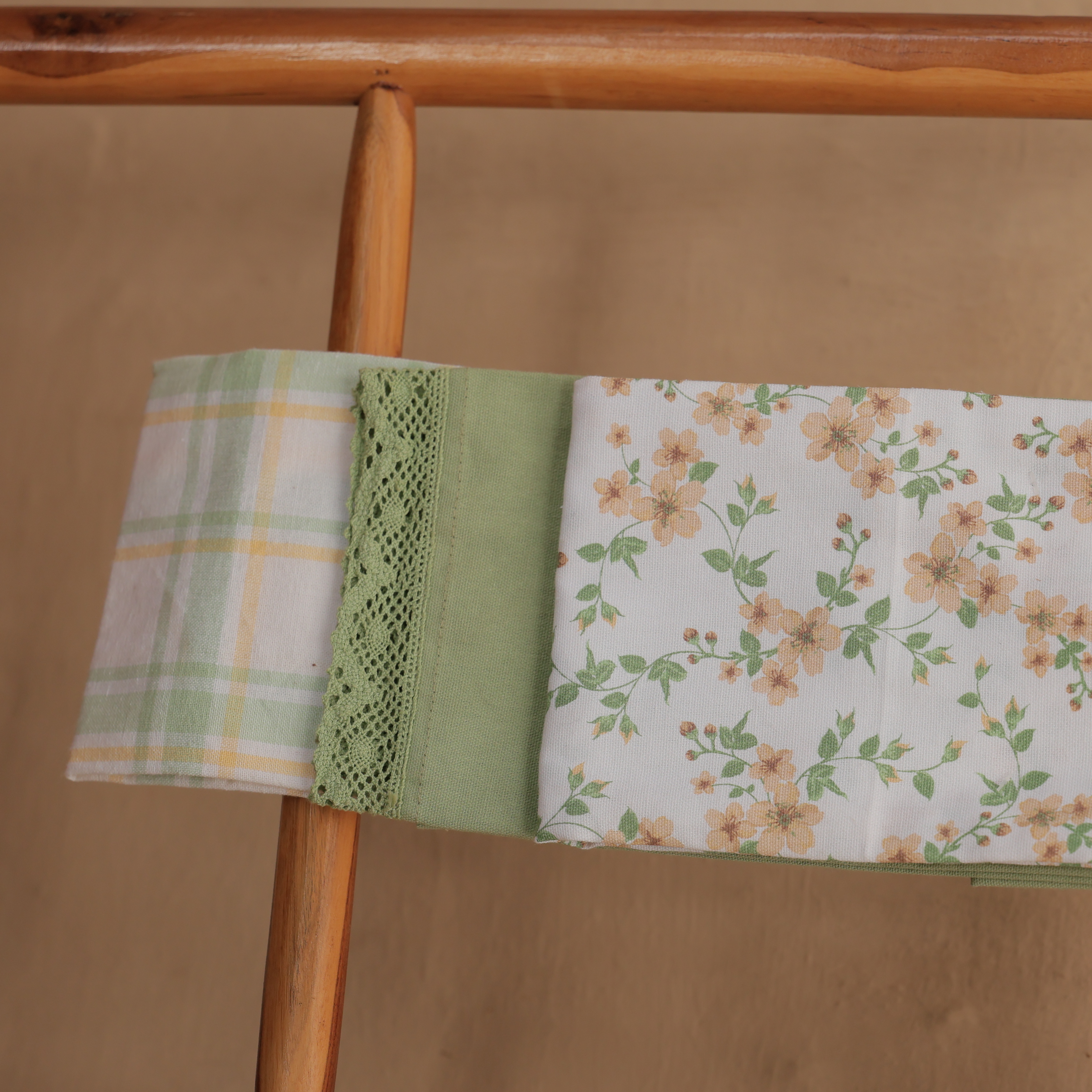 GOLDEN MEADOW TOWEL SET