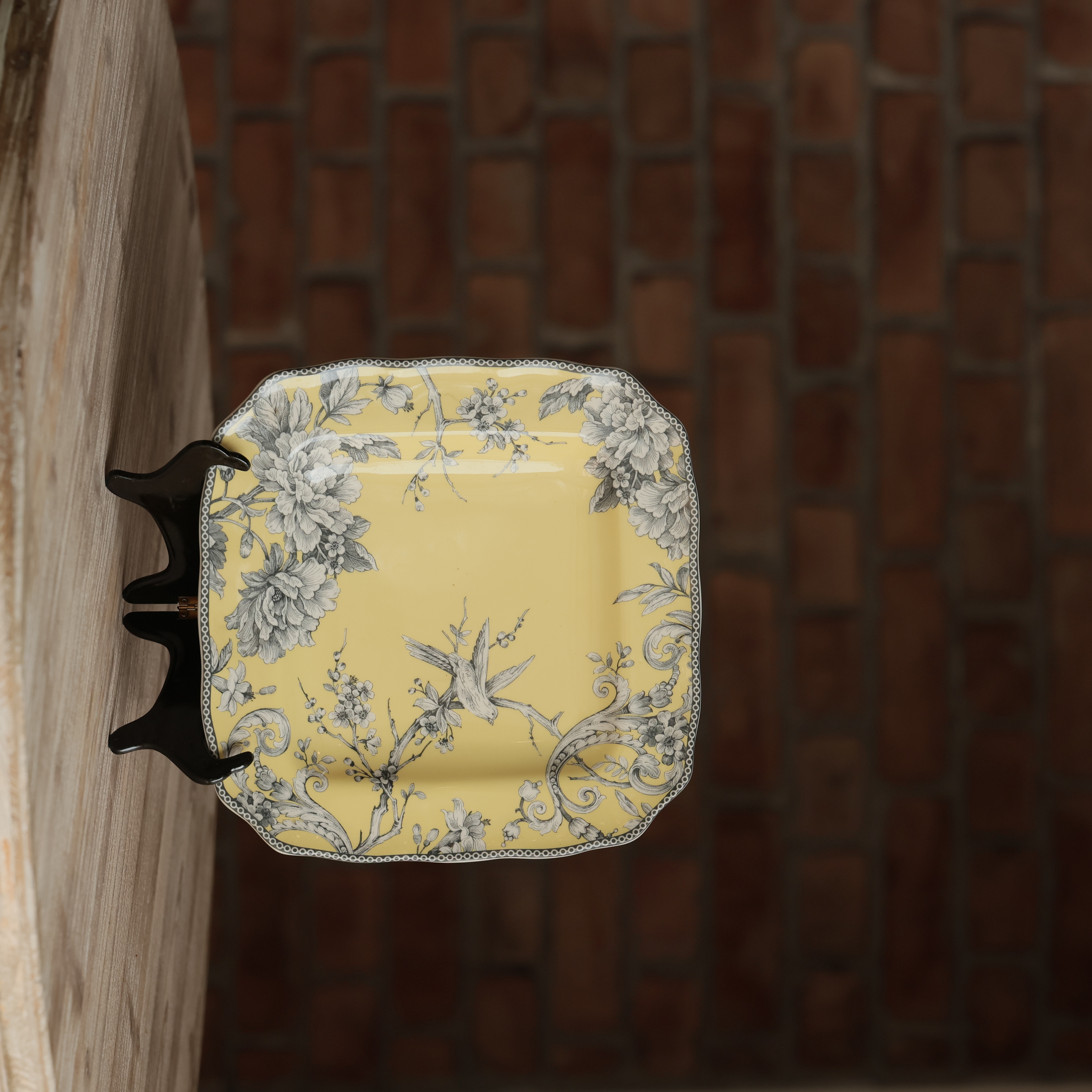 ADELAIDE YELLOW PLATE