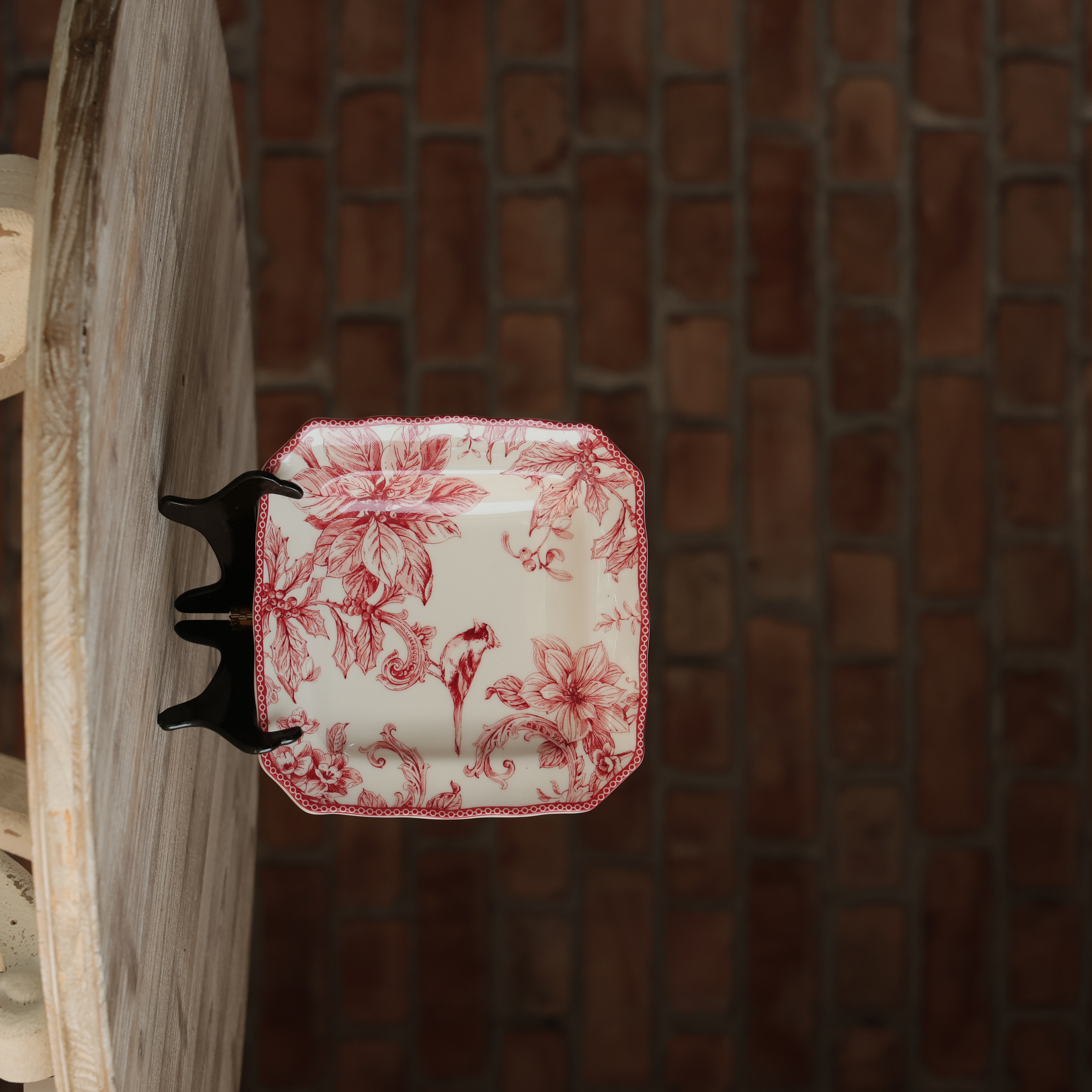 HERITAGE ROUGE SERVER