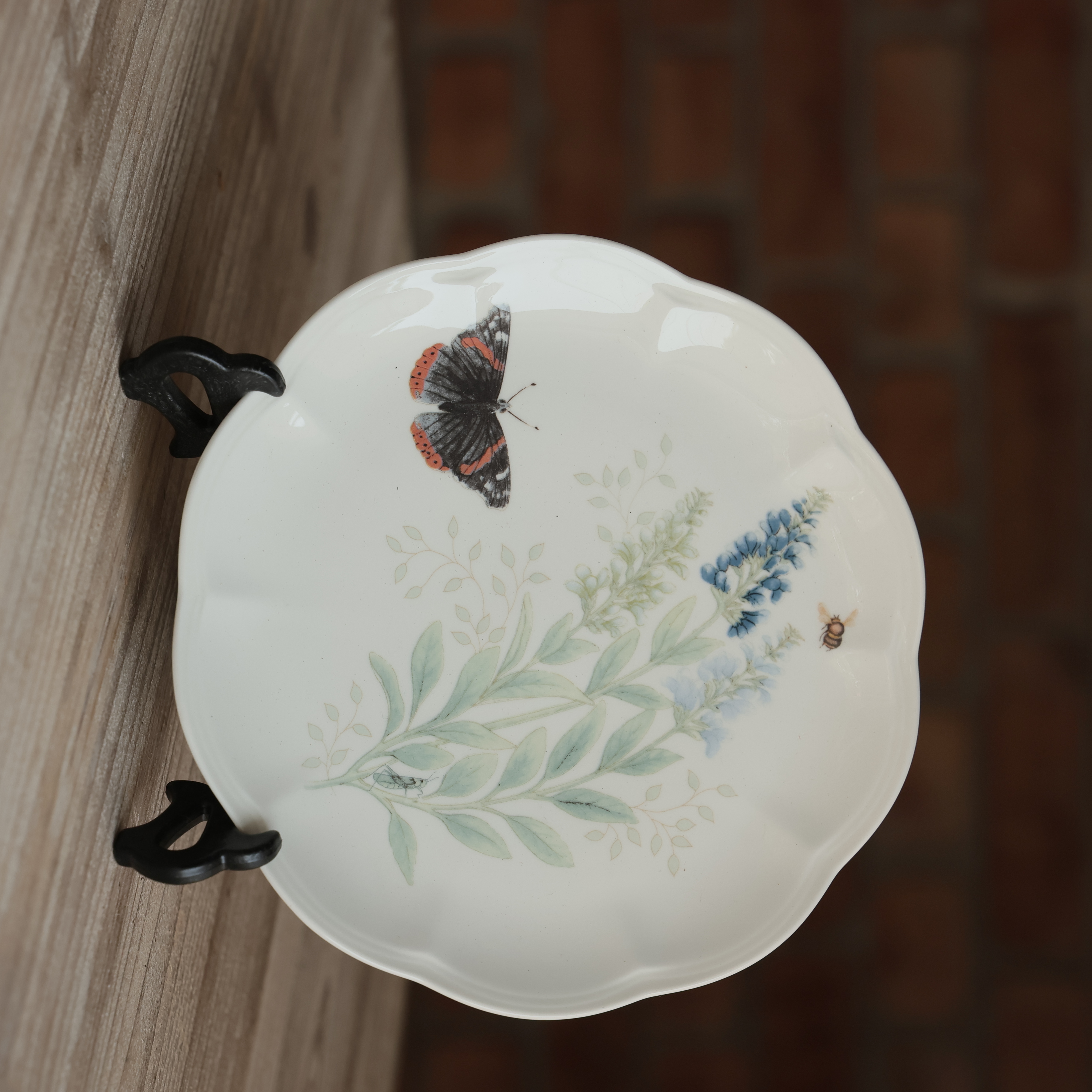 BUTTERFLY SALAD PLATE BLACK