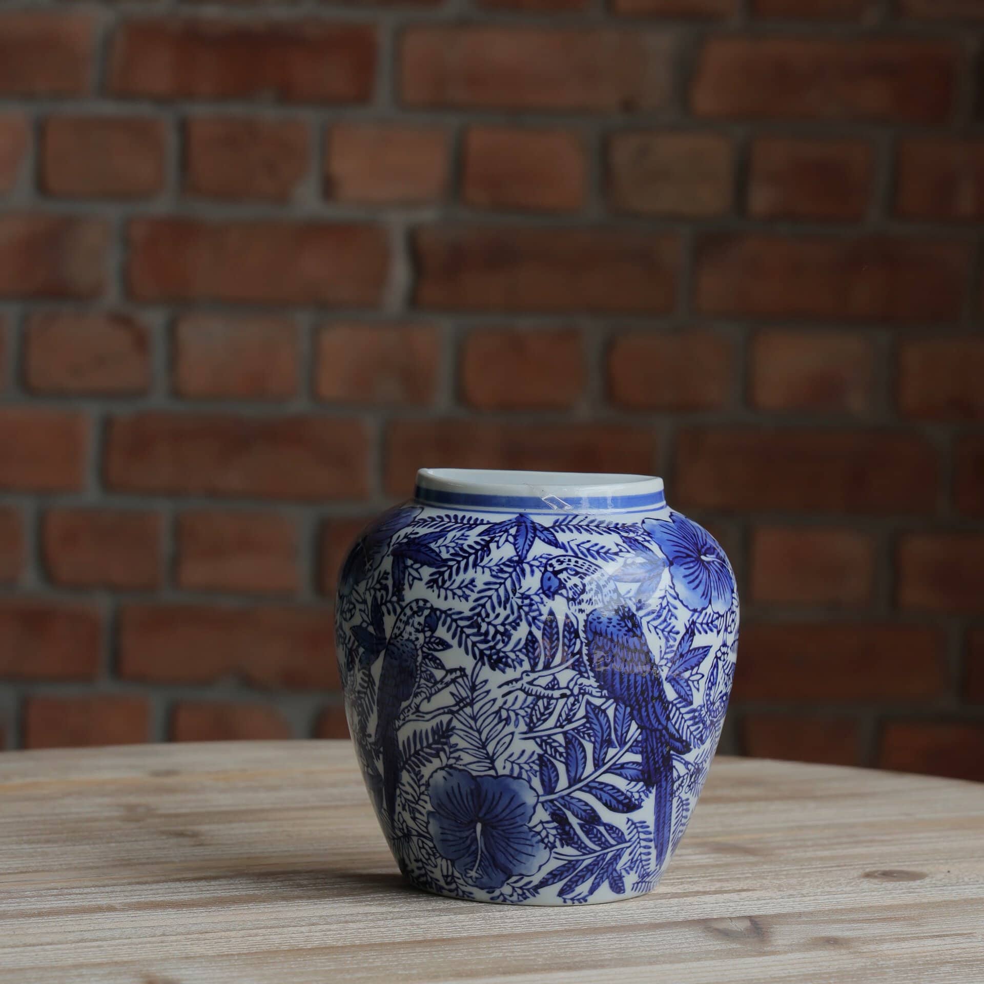 AZURE AVIARY VASE