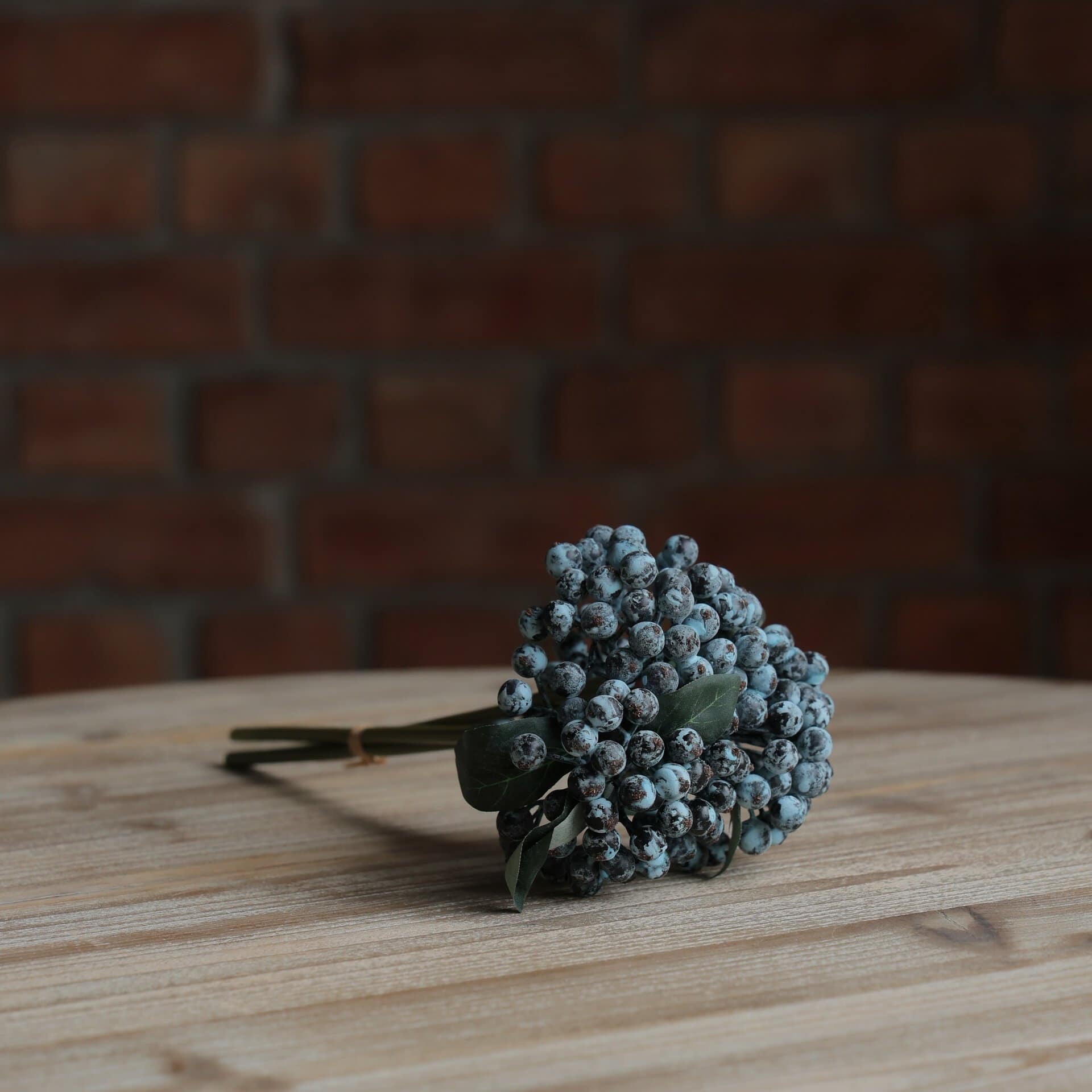 Sapphire Berry Stem
