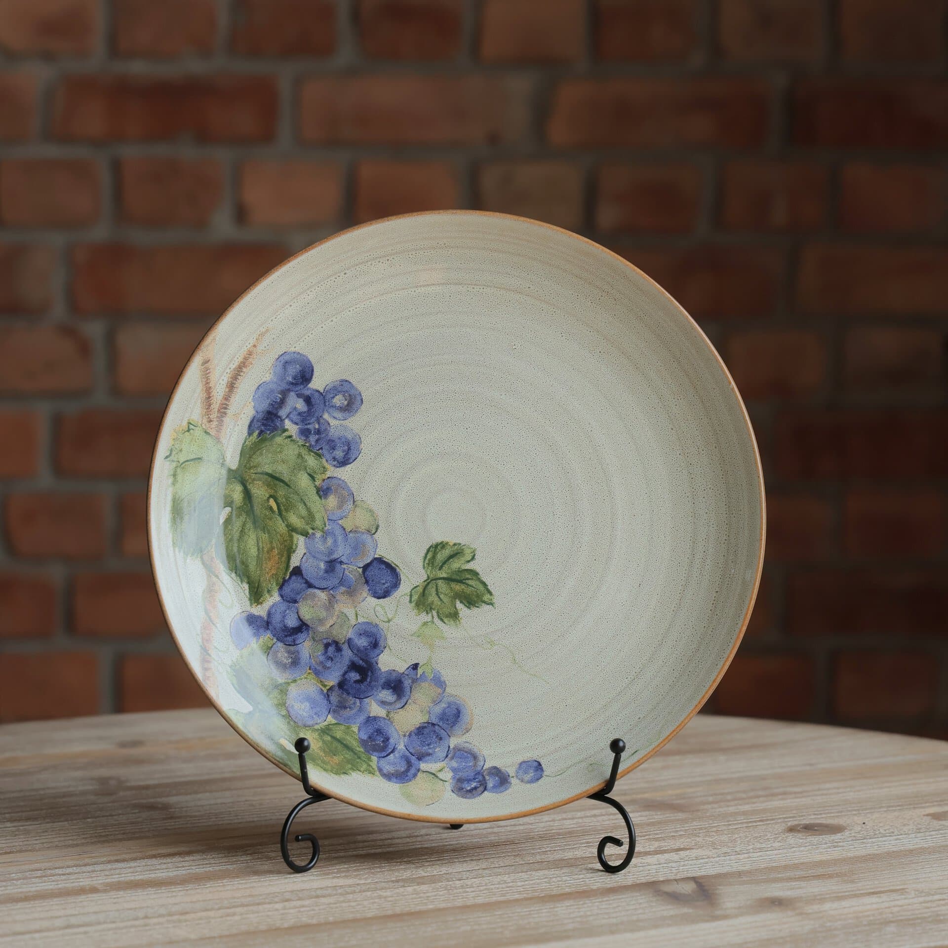Vineyard Dinner Plate