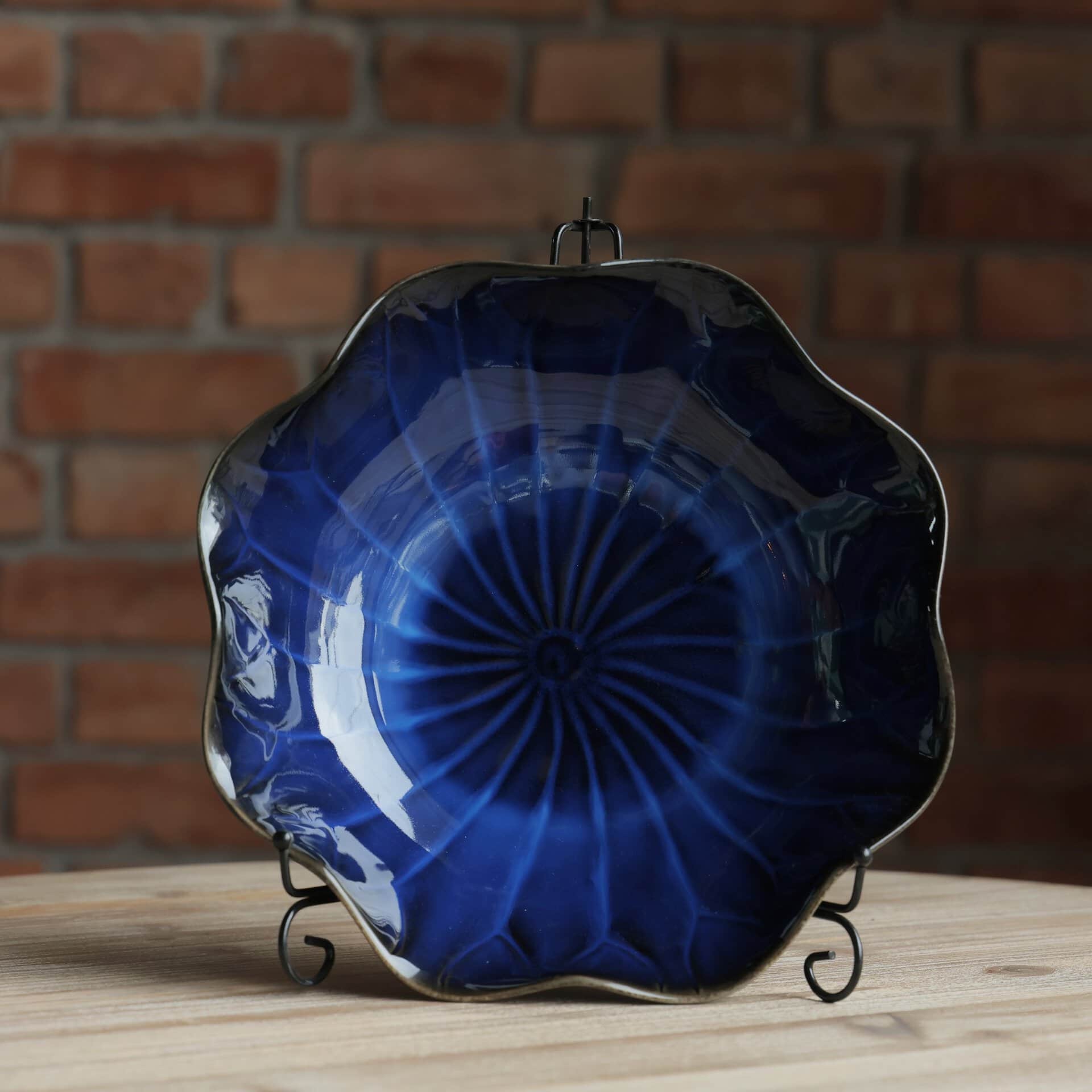 LOTUS BOWL